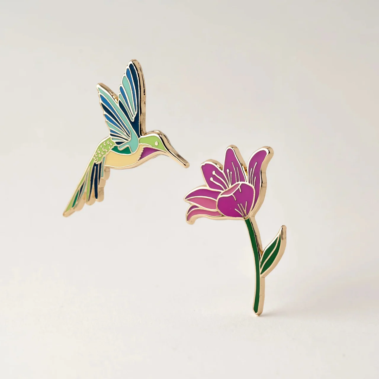 Hummingbird & Lily Pin Set