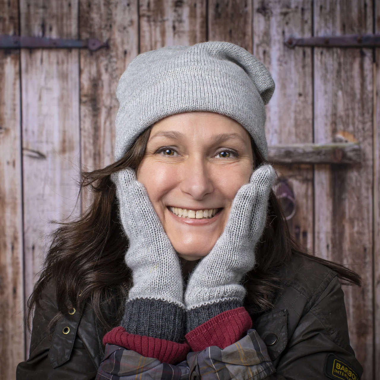 Iditarod 100% Alpaca Double-Thick Reversible Gloves - Image 2