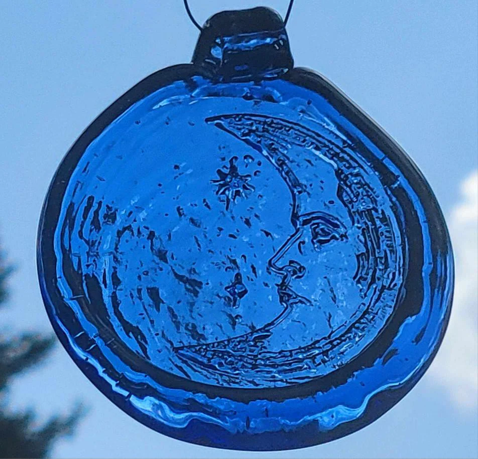 Moon and Star Suncatcher - Image 2
