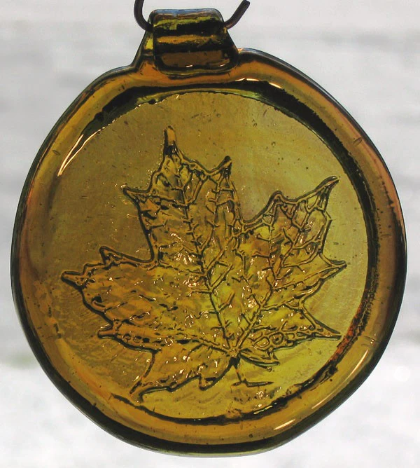 Maple Leaf Suncatcher - Image 2