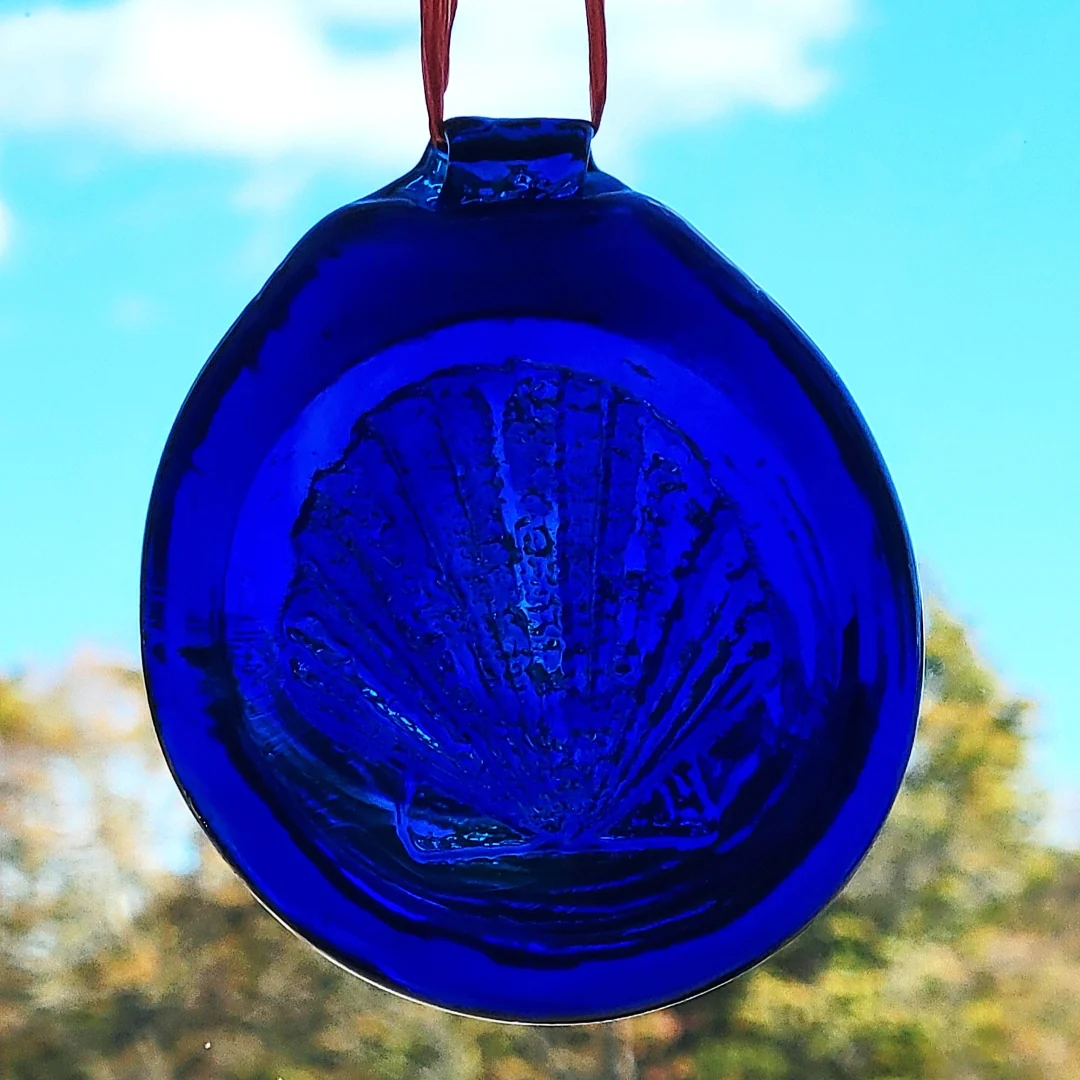 Scallop Shell Suncatcher - Image 3